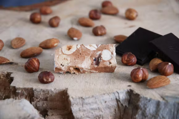 nougat-mit-honig-aus-der-bretagne-nougat
